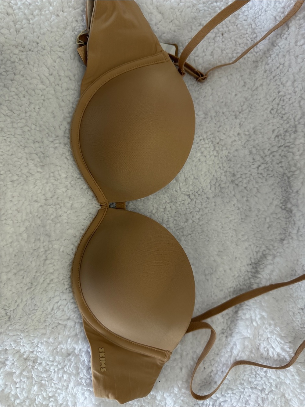 SKIMS Tan Nude Adhesive-Lined Strapless Bra